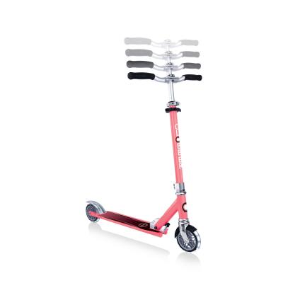 Самокат GLOBBER серії FLOW ELEMENT LIGHTS, рожевий, колеса з підсвіткою, до 100кг, 5+, 2 колеса