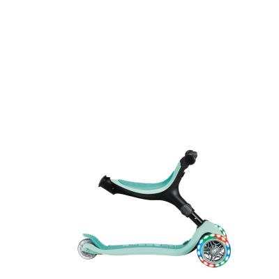 Самокат GLOBBER серії GO UP ACTIVE 360 м'ятний, до 20/50кг, 1+, колеса світяться