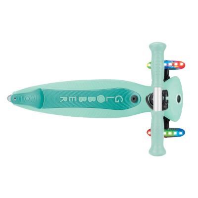 Самокат GLOBBER серії GO UP ACTIVE 360 м'ятний, до 20/50кг, 1+, колеса світяться