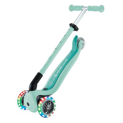 Самокат GLOBBER серії GO UP ACTIVE 360 м'ятний, до 20/50кг, 1+, колеса світяться
