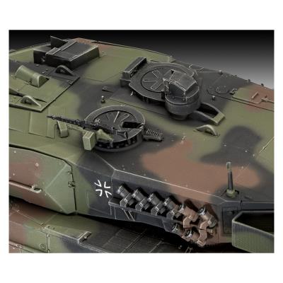 Збірна модель-копія Revell Танк Леопард 2 A6/A6NL  рівень 4 масштаб 1:35