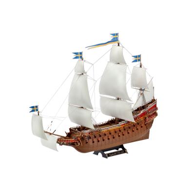 Збірна модель-копія Revell Шведський королівський військовий корабель Vasa, рів 4, м: 1:150