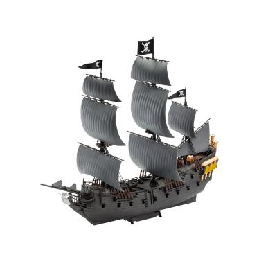 Збірна модель-копія Revell набір Піратський корабель Чорна Перлина рівень 3 масштаб 1:150