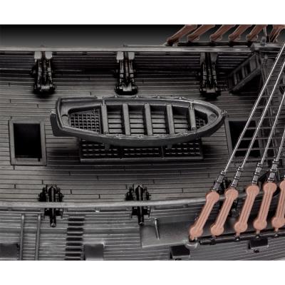 Збірна модель-копія Revell набір Піратський корабель Чорна Перлина рівень 3 масштаб 1:150